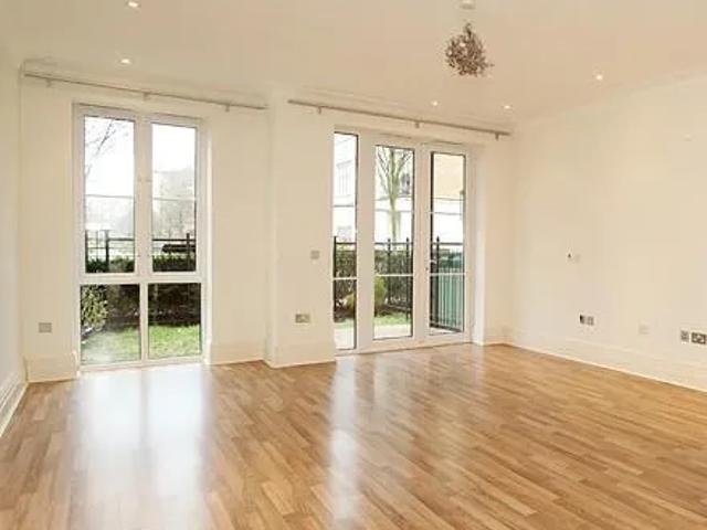 Apartment for rent in Kew, Greater London