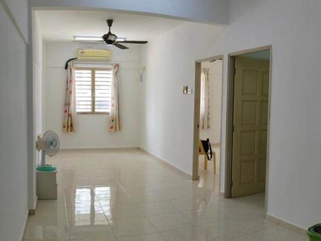 Apartment for sale in Timur Laut, George Town