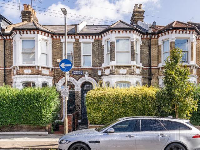 House for rent in Clapham Junction, Greater London