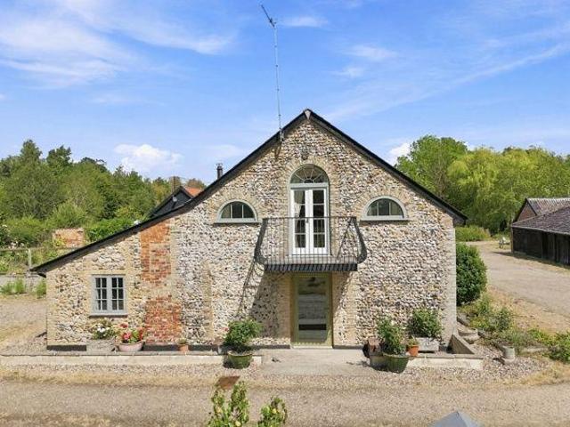 House for rent in Chelmondiston, Suffolk