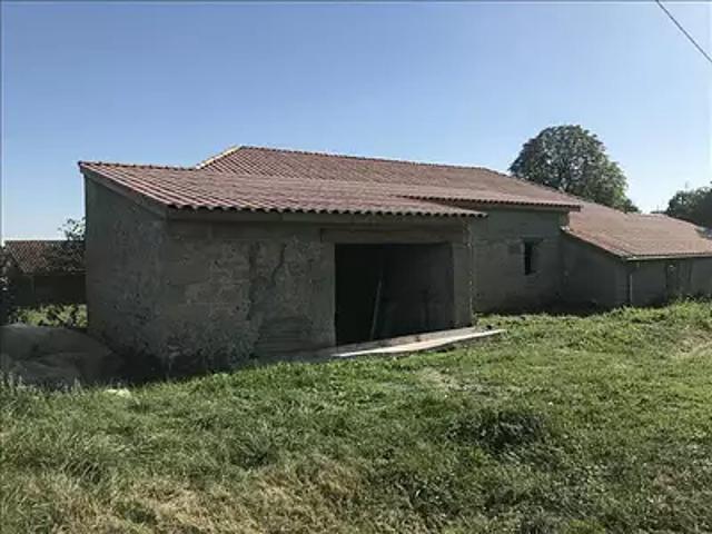 Maison vente à Lavergne