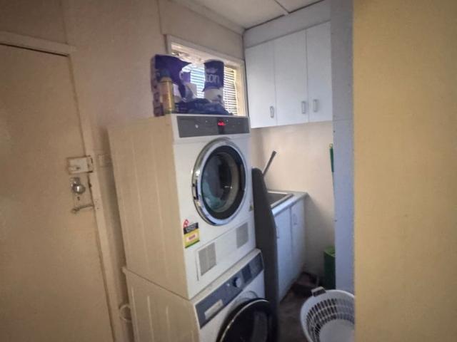 Room for rent in Camerons Creek, Victoria