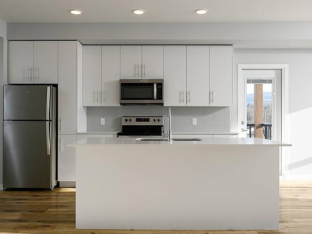 Apartment for rent in Winfield, British Columbia