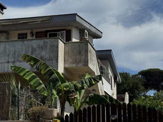 Villa Indipendente in vendita a Lido di Enea, Roma Capitale