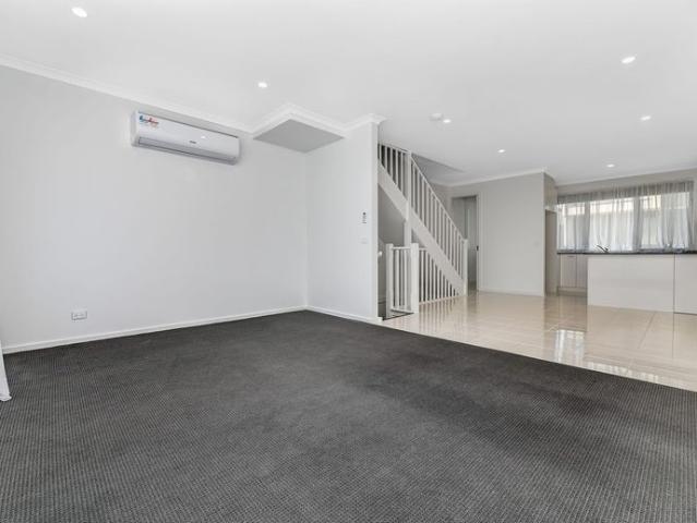 Townhouse for rent in Camerons Creek, Victoria