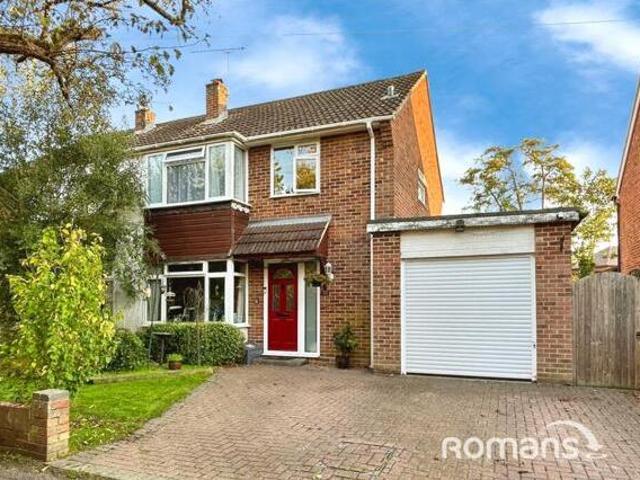 House for sale in Moulsham Green, Hart