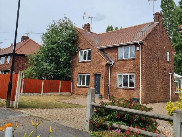 House for rent in Woodlands, South Yorkshire
