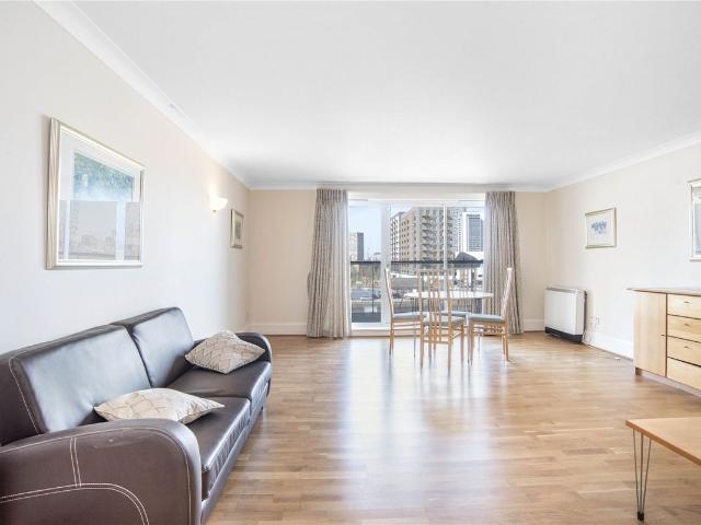 House for rent in St John's Estate, Greater London