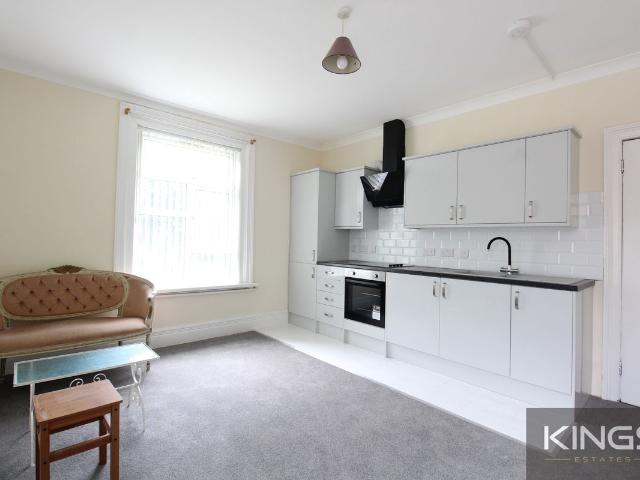 Apartment for rent in Portswood Park, City Of Southampton