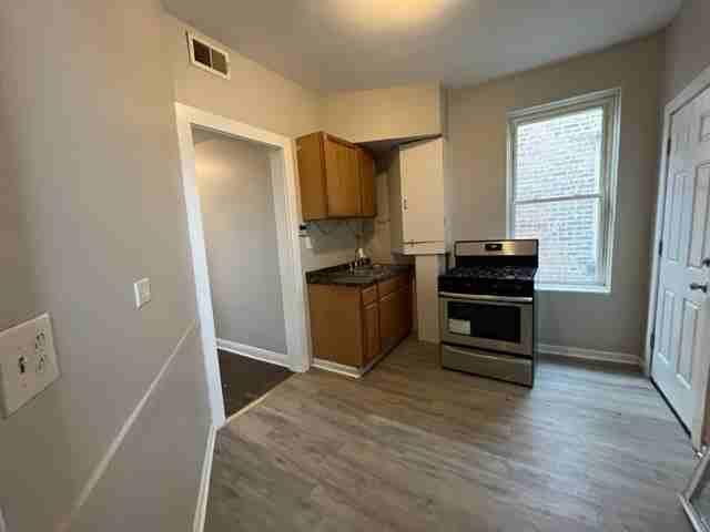 Apartment for rent in Chicago Park, Illinois