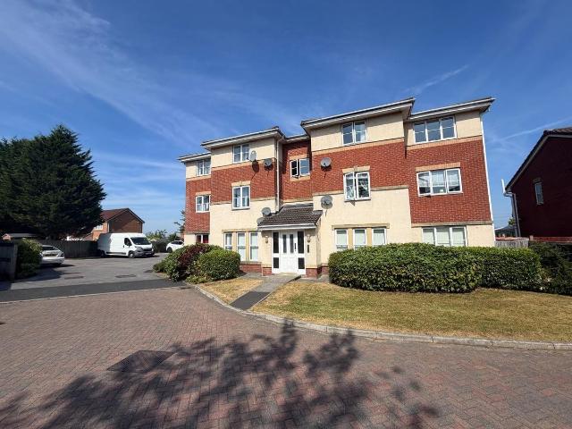 Apartment for rent in Outwood Gate, Bury