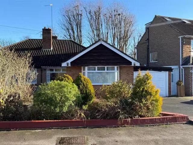 House for sale in Shirley