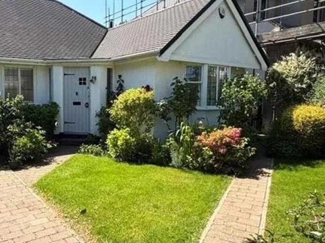 House for rent in Mill Hill, Greater London