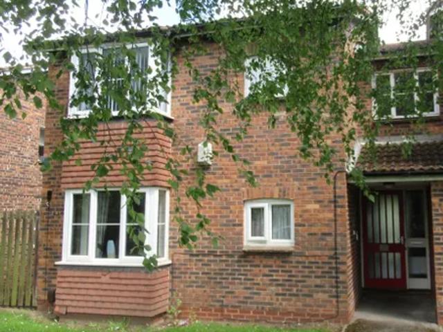 Apartment for rent in Woodhey, New Ferry