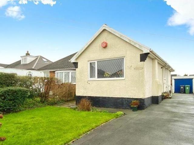 House for sale in Birstall Smithies, Heckmondwike