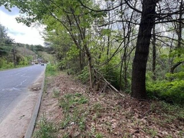 Land for sale in Hampden, Massachusetts