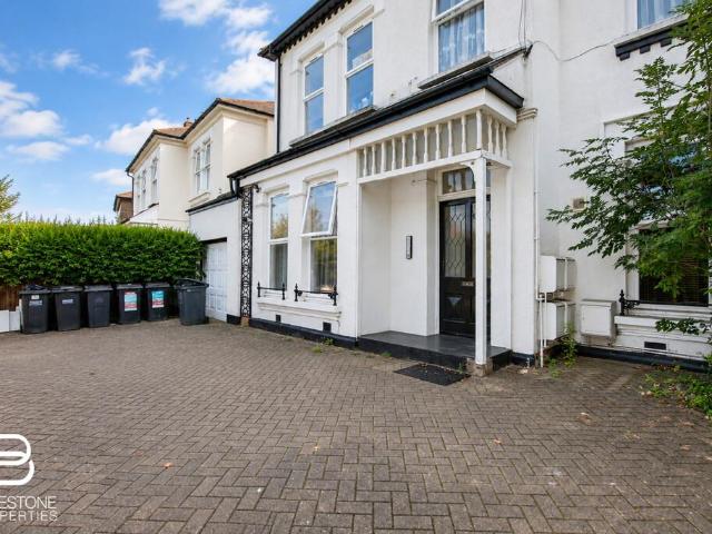 Apartment for rent in London Borough of Croydon, Greater London
