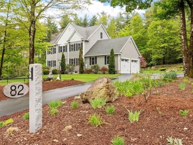 House for sale in Pepperell, Massachusetts