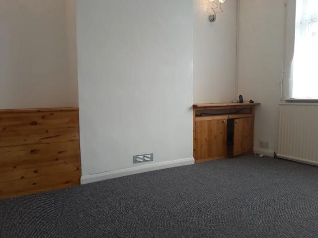 House for rent in Alverton, East Midlands