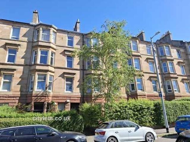 Flat for rent in Dowanhill, Scotland