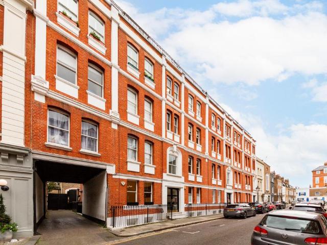 House for rent in Chelsea, Greater London