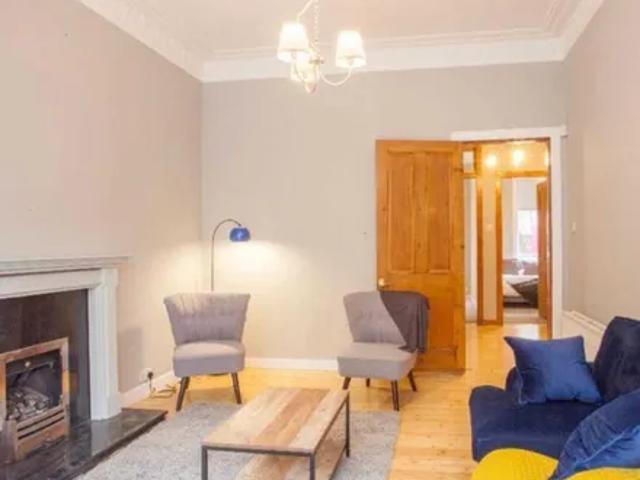 Apartment for rent in Dowanhill, Scotland