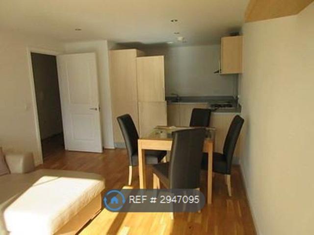 House for rent in London Borough of Merton, Collier's Wood