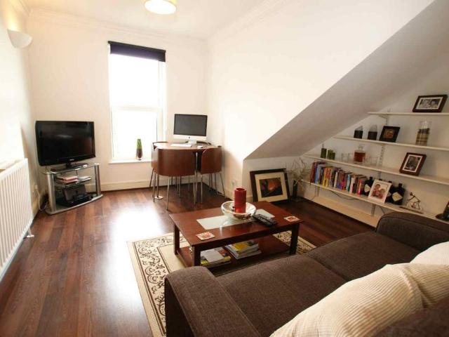 Apartment for rent in Upper Sydenham, Greater London