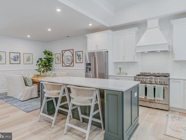House for sale in Frankford