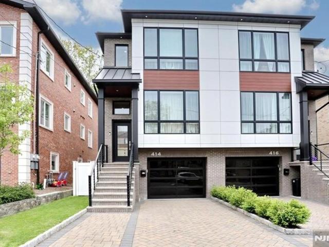 House for sale in Cliffside Park, New Jersey