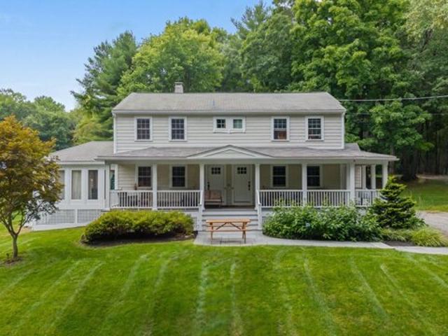 Condo for sale in Shirley, Middlesex County