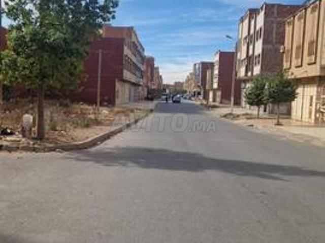 Local commercial vente à Ben Slimane