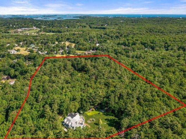 Land for sale in Hingham Land for sale in Hingham