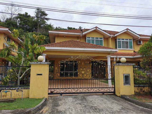 Residential House for rent in Victoria, Labuan