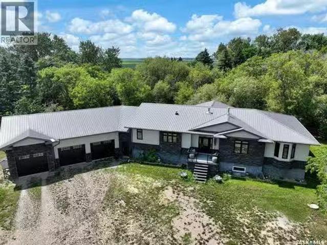 House for sale in Saskatchewan