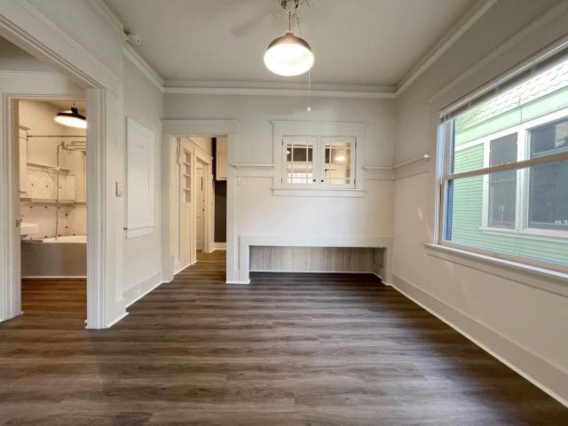 Apartment for rent in Long Beach, California