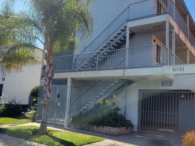 Apartment for rent in Long Beach, California