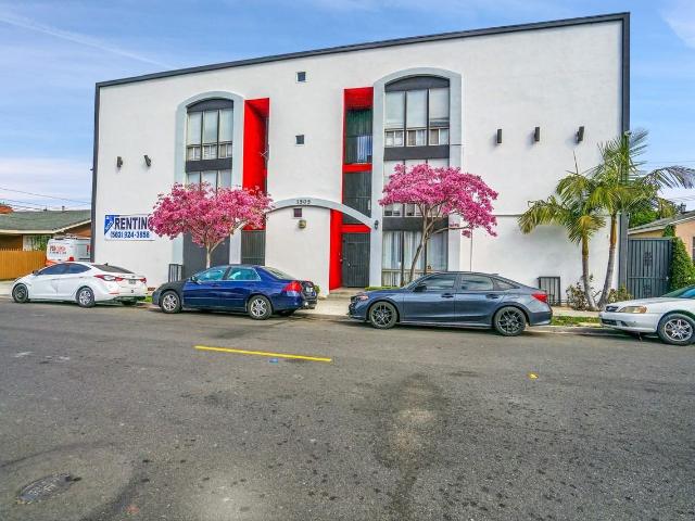 Apartment for rent in Long Beach, California
