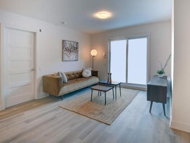 Apartment for rent in D'autray, Quebec