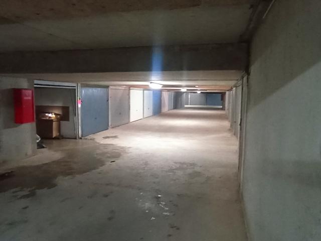 Garage vente à Perpignan, Le Barcarès