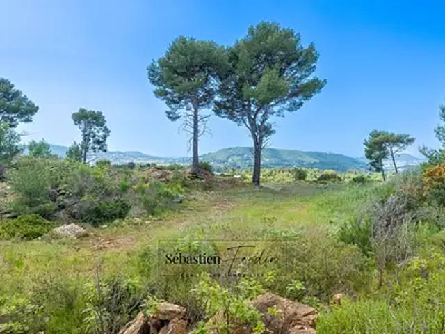 Terrain vente à Arrondissement de Toulon, Le Beausset