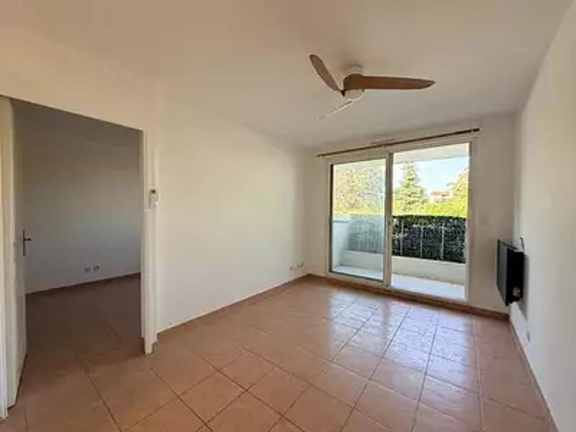 Appartement location à Lotissement Le Château, Le Beausset