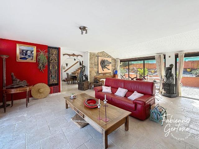 Maison vente à Arrondissement de Toulon, Le Beausset