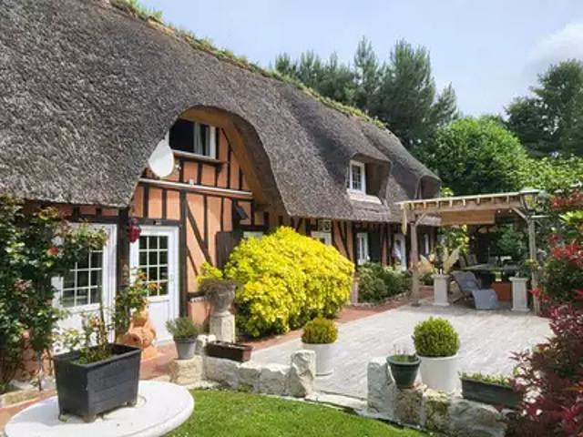 Maison vente à Bernay, Le Bec-hellouin