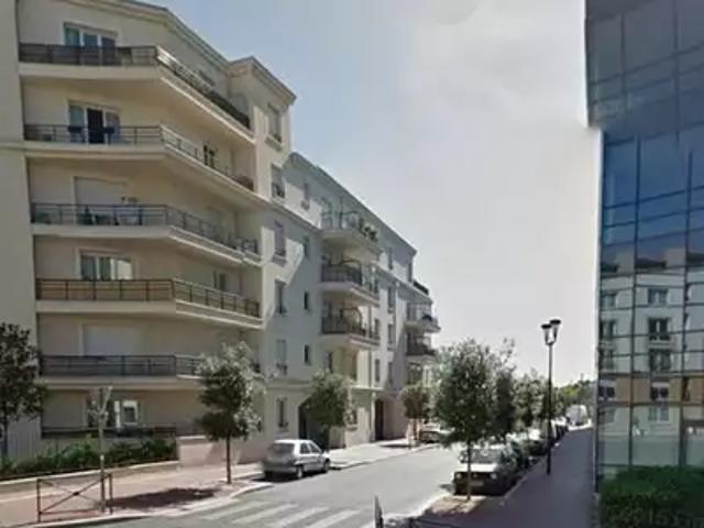 Garage location à Le Raincy, Le Bourget