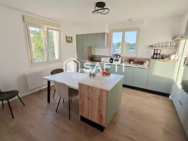 Maison vente à Le Bourgneuf-la-Forêt, Mayenne
