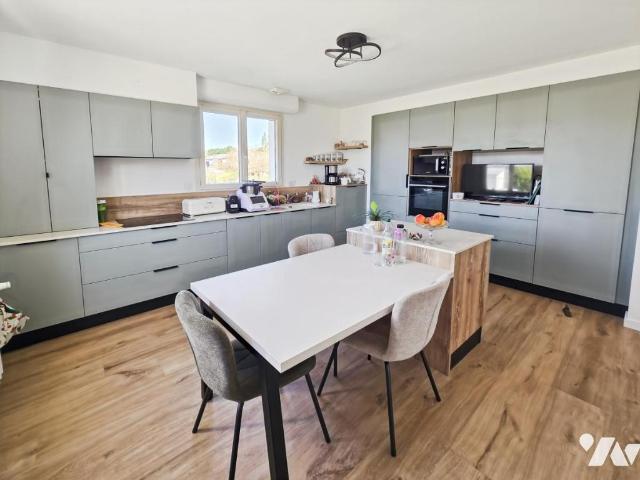 Maison vente à Le Bourgneuf-la-Forêt, Mayenne