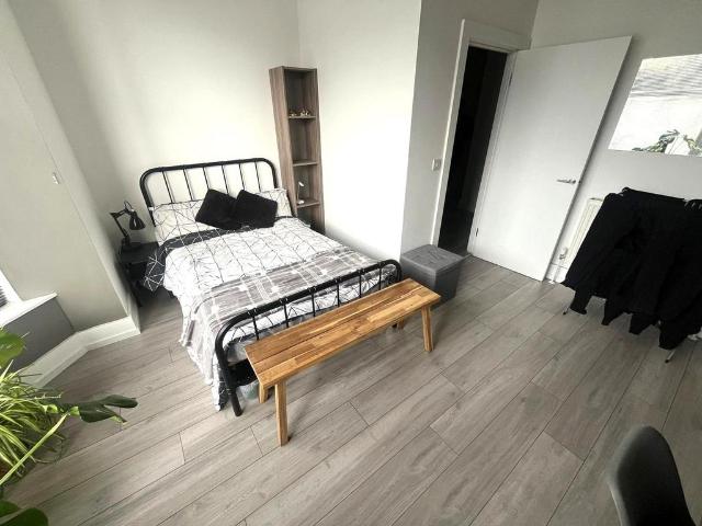 Apartment for rent in Brynmill, Swansea