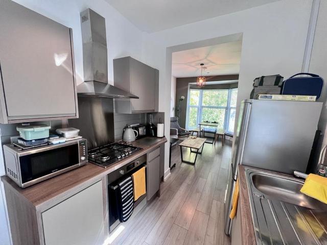 Apartment for rent in Brynmill, Swansea