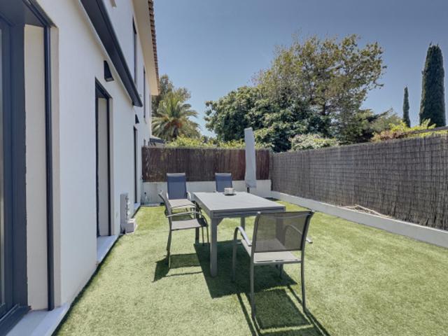 Maison vente à Arrondissement de Toulon, Six-fours-les-plages